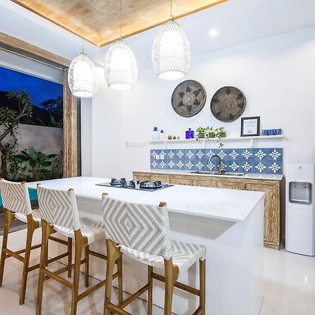 Ambermoon Villa 2 Seminyak Zewnętrze zdjęcie