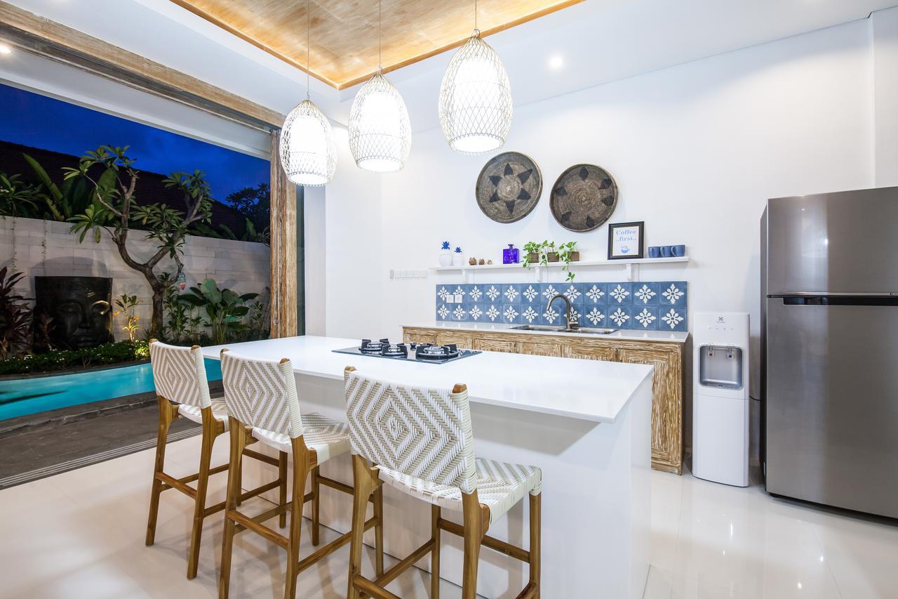 Ambermoon Villa 2 Seminyak Zewnętrze zdjęcie