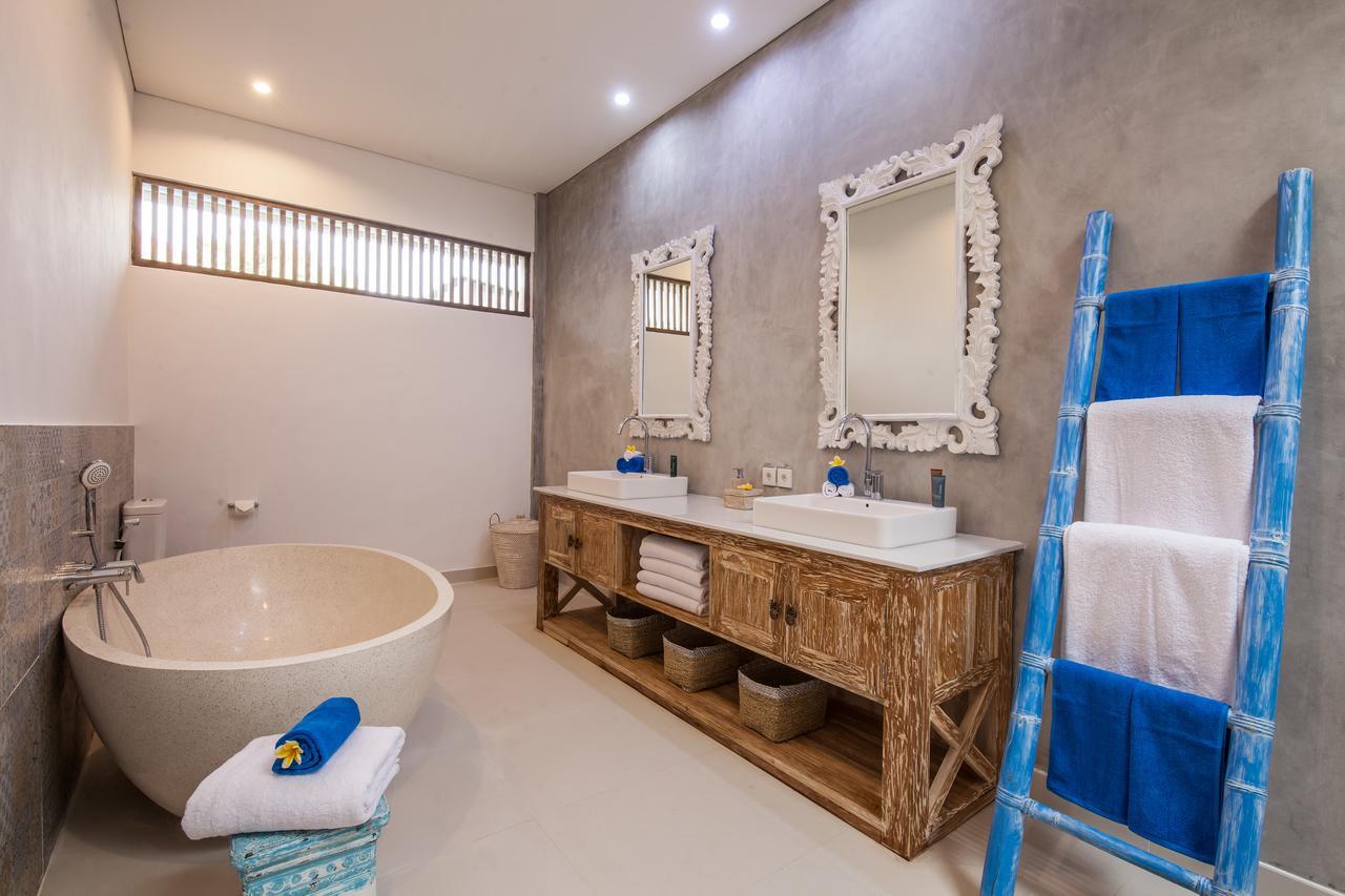 Ambermoon Villa 2 Seminyak Zewnętrze zdjęcie
