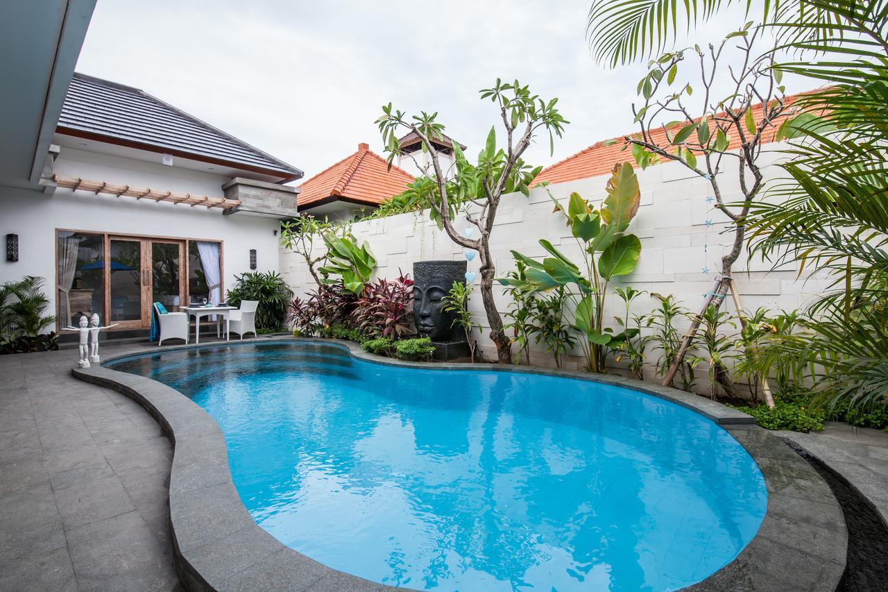 Ambermoon Villa 2 Seminyak Zewnętrze zdjęcie