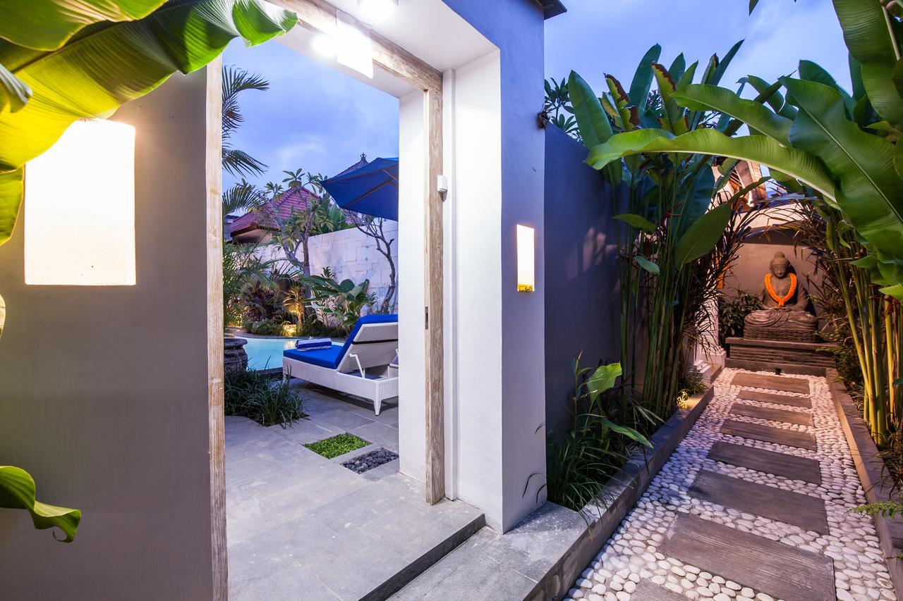 Ambermoon Villa 2 Seminyak Zewnętrze zdjęcie